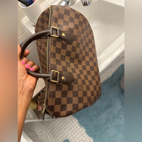 Purchased this bag in 2020 and haven’t really used it. Have receipts & dust bag - Picture 3 of 6